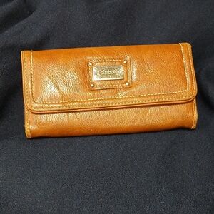Liz Claiborne Tan Leather Wallet